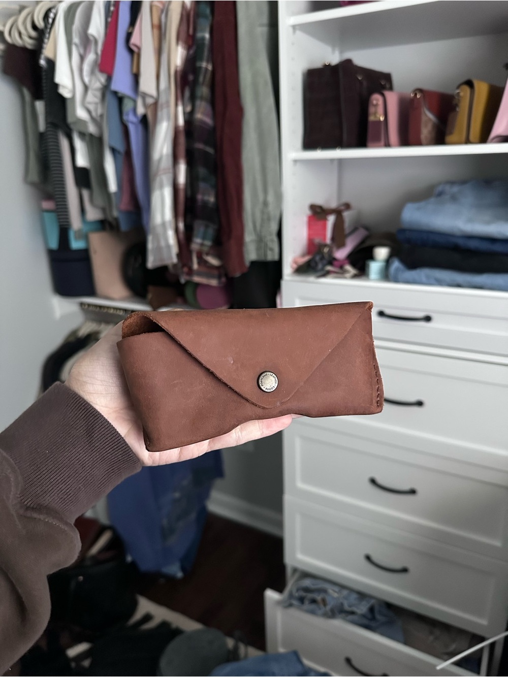 PLG Cocoa Sunnies Case (UNICORN)